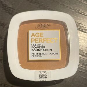 ♥️L'Oreal Age Perfect Creamy Powder Foundation - Chestnut